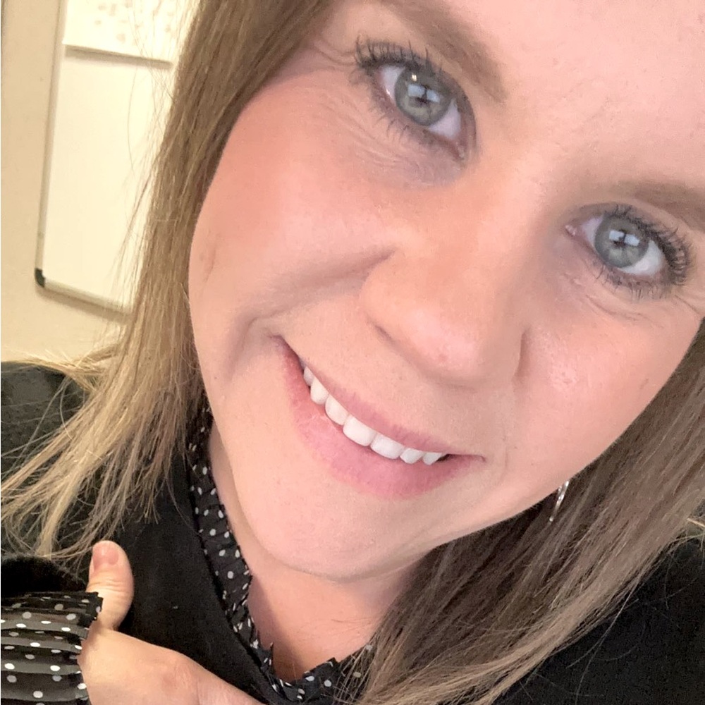 Meet your Posher, Candice
